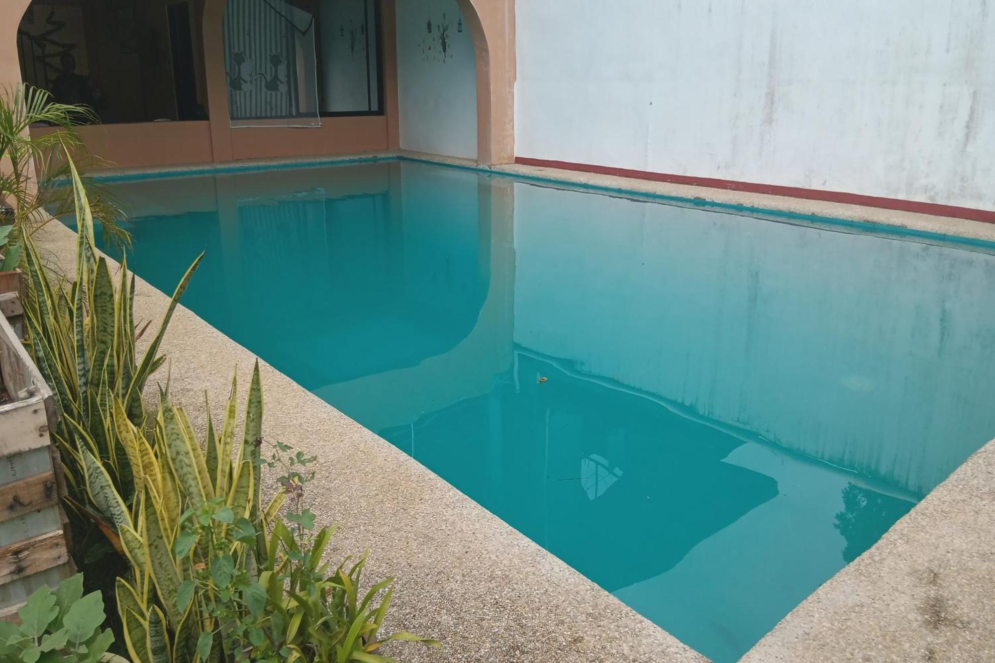 Larosa Hostel Puerto Princesa Exteriör bild
